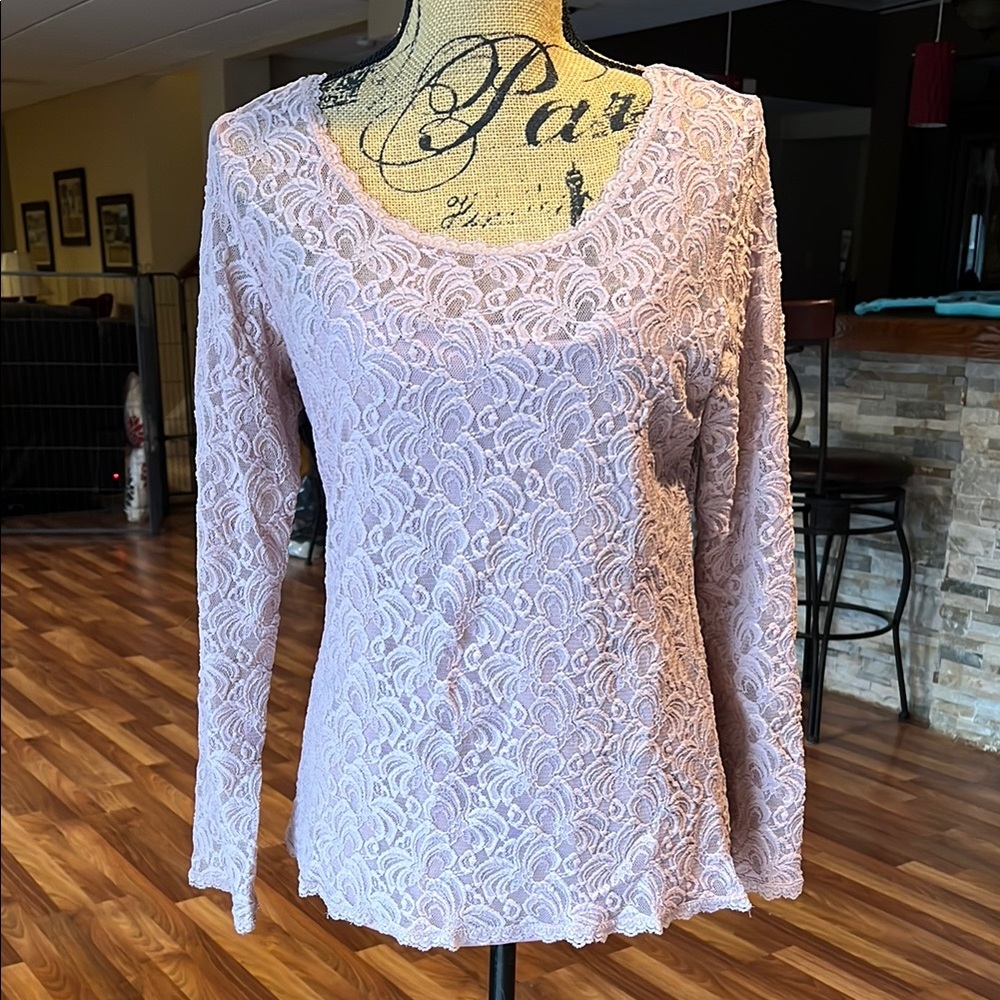 Size L mauve lace blouse with attached tank top